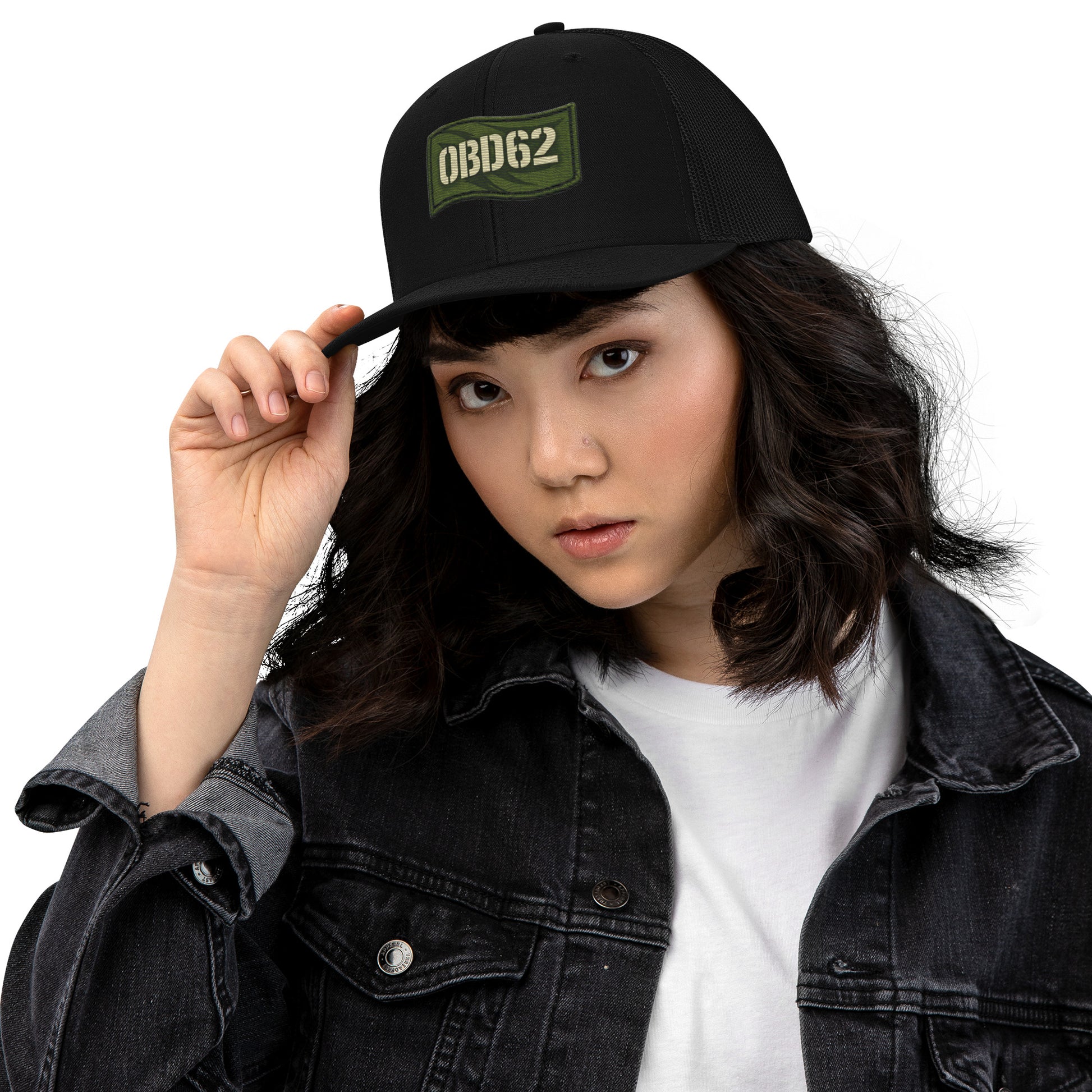 Black OB DANGEROUS OBD62 trucker cap with embroidered logo, snapback style, suitable for gym and streetwear.